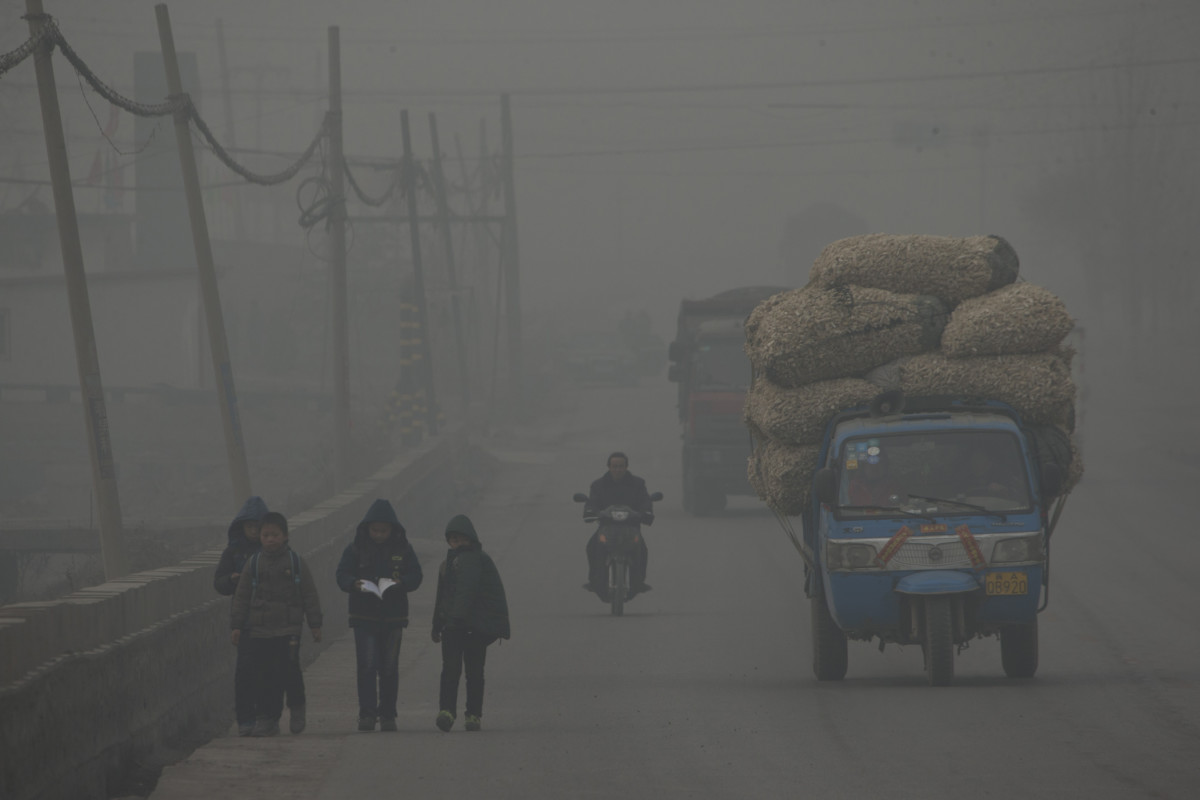 The smog in Shijiazhuang, China, in 2014. Shijiazhuang is one of the world's most polluted cities. | The Wire