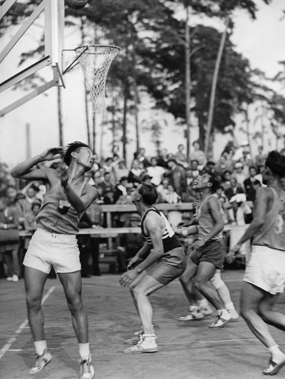 China sent a basketball team to the Olympics in 1936.