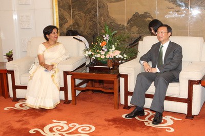 Chinese Foreign Minister Yang Jiechi meets with Rao (then-outgoing Indian Ambassador to China) on July 13, 2009.